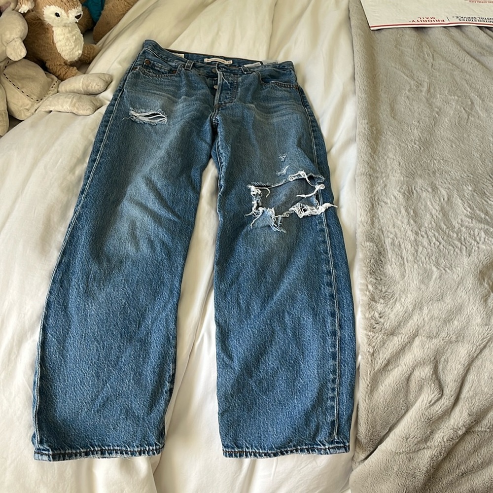 LEVIS RIBCAGE STRAIGHT ANKLE JEANS
